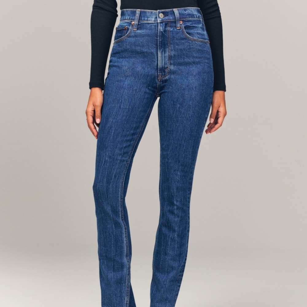 Abercrombie & Fitch Ultra High Rise 90s Straight Jean 29 8 Dark Wash Denim